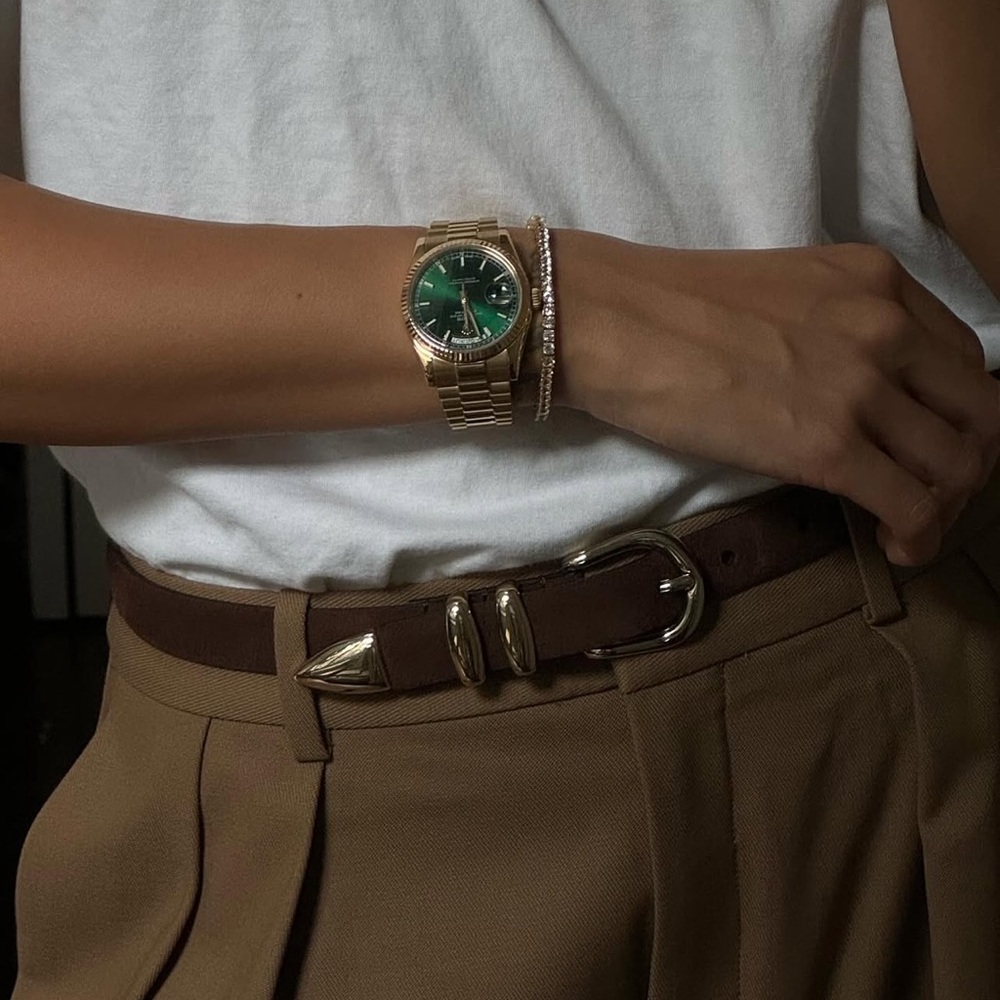 Anderson’s brown suede belt, size 70